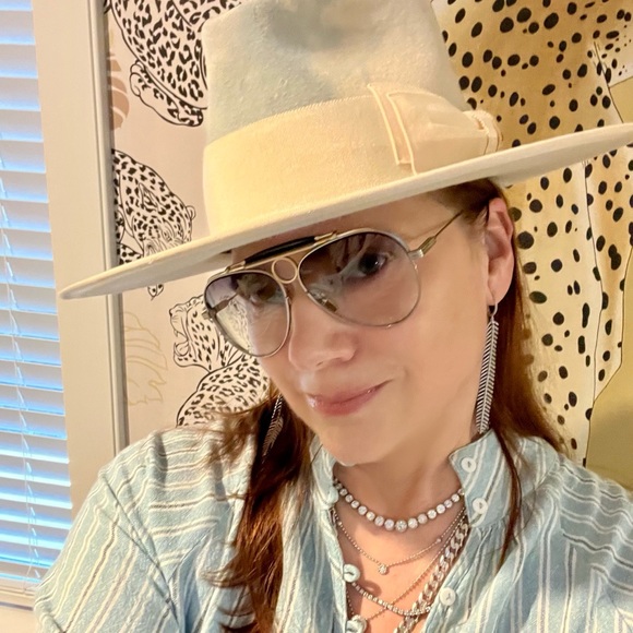 About Me - Picture 1 of 16